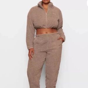 SKIMS Set - tigers eye